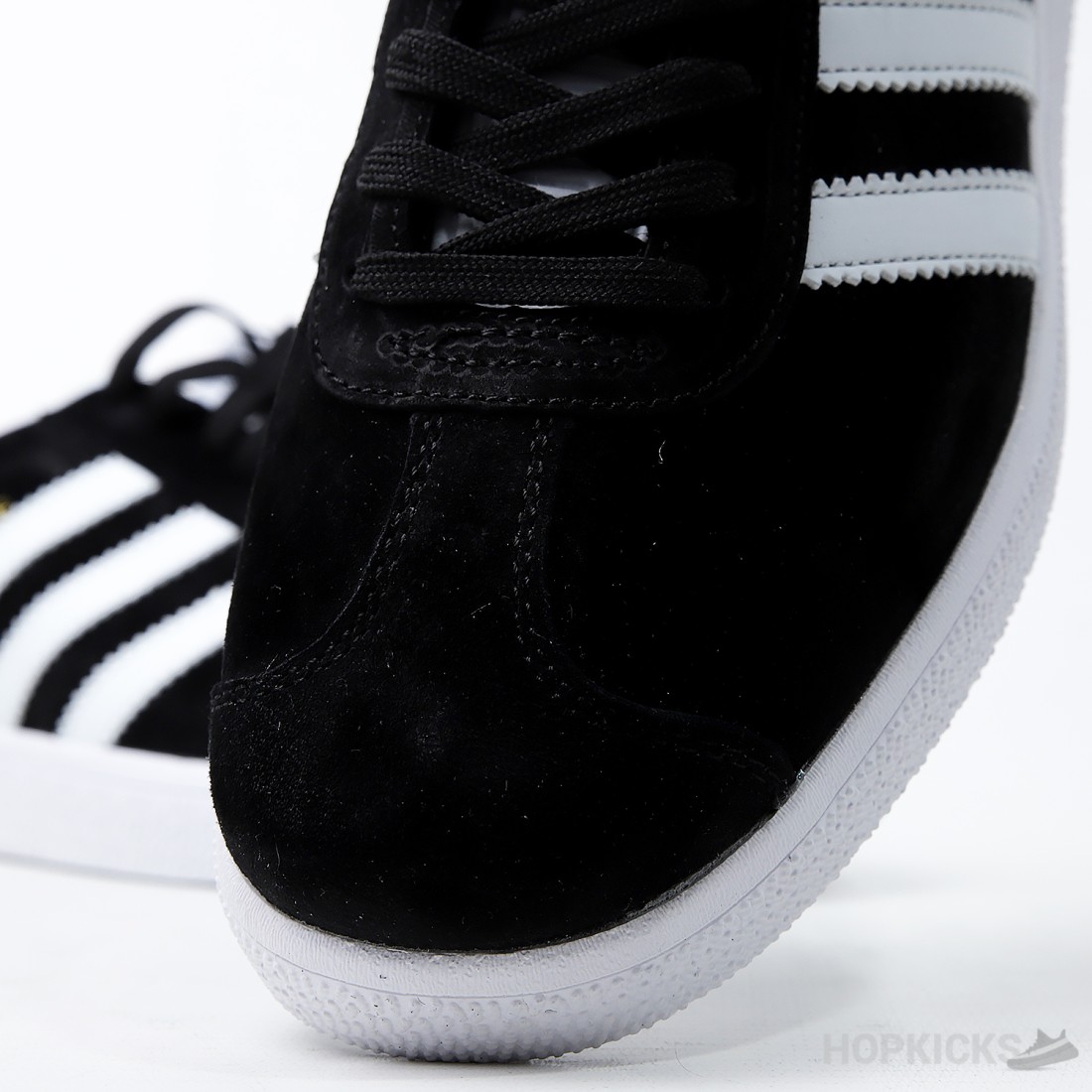 adidas gazelle black